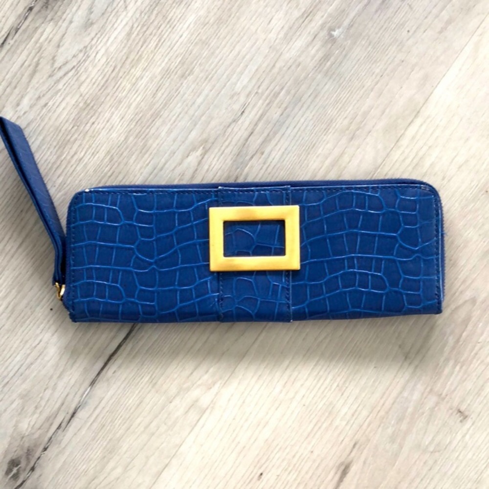 JAZZA Vintage Faux Snakeskin Inspired Zippered Clutch Wallet /Wristlet /CardCase